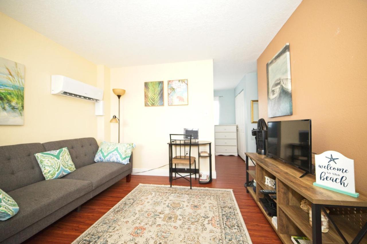 Cozy Canaveral Beach Condo! Next To Nasa Launch Site เคปคานาเวอรัล ภายนอก รูปภาพ
